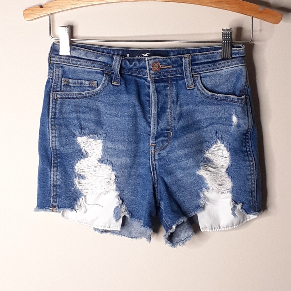 🎉 Hollister High-Rise Boyfriend distressed jean shorts women's size 0